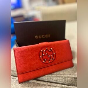 Gucci GG Studded Interlocking leather wallet, 8/10 condition with box.